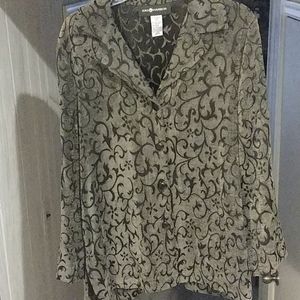 Black design on gray jacket/coat